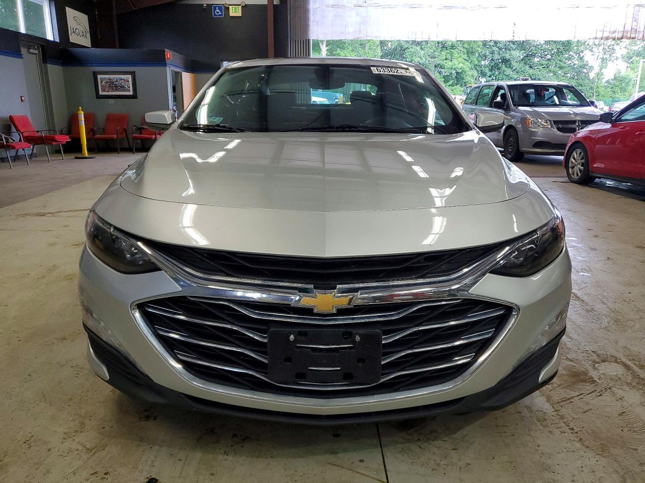 2021 Chevrolet Malibu Lt - Фото 5