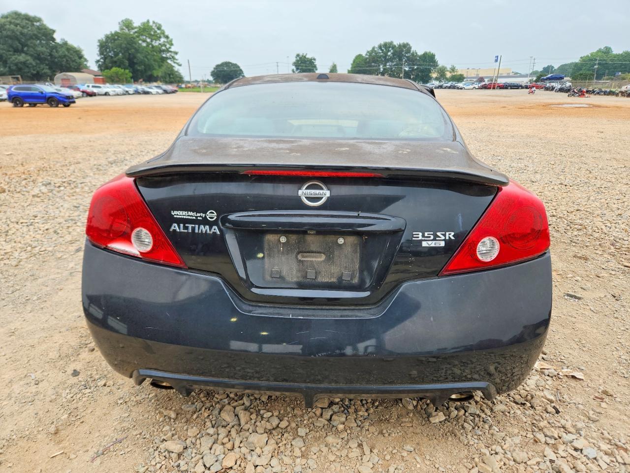 2011 Nissan Altima Sr - Image 6