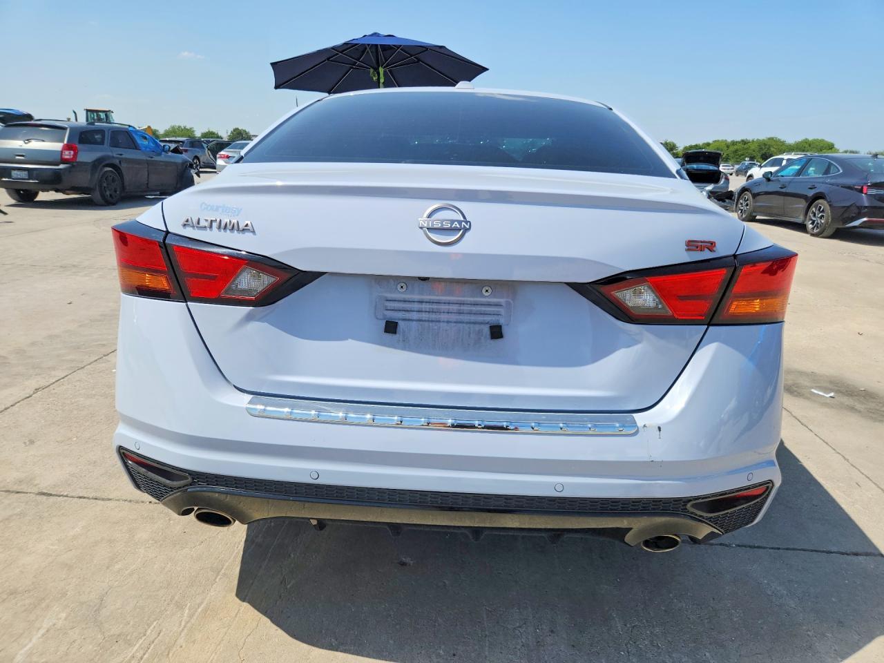 2023 Nissan Altima Sr - Фото 6