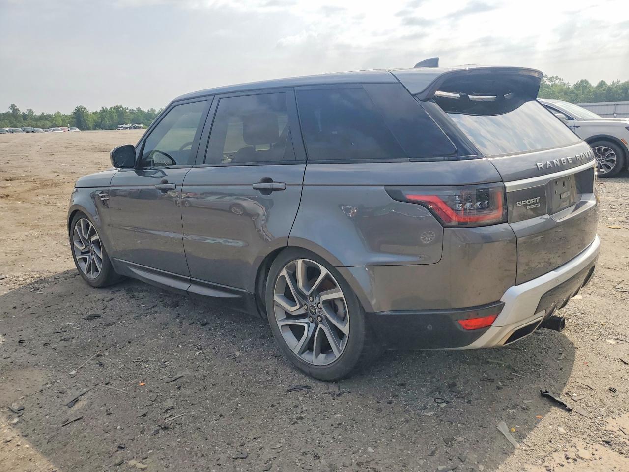 2019 Land Rover Range Rover Sport Hse - Image 2