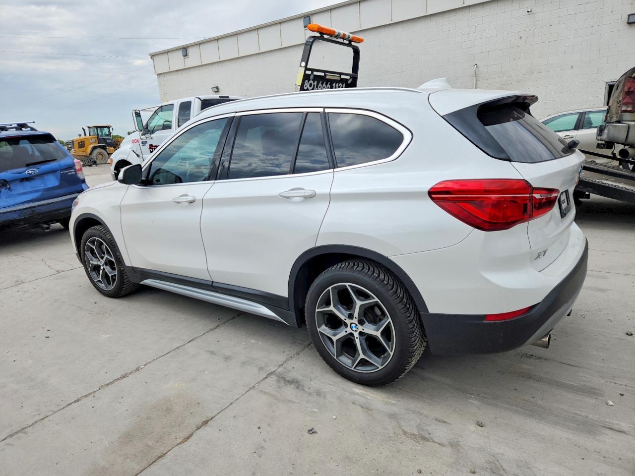 2018 BMW X1 xDrive28I - Фото 2