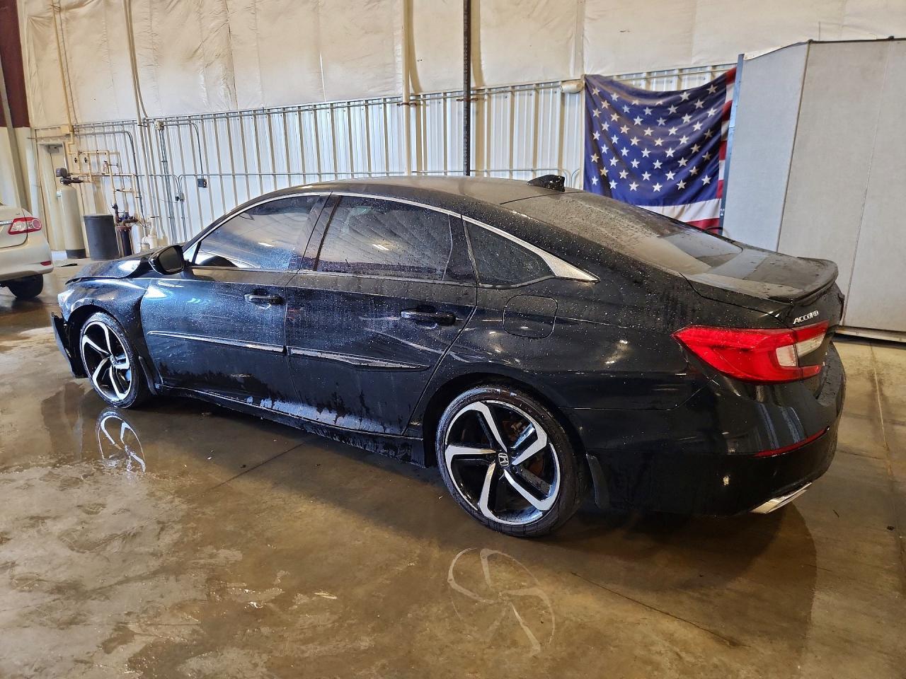2021 Honda Accord Sport - Image 2