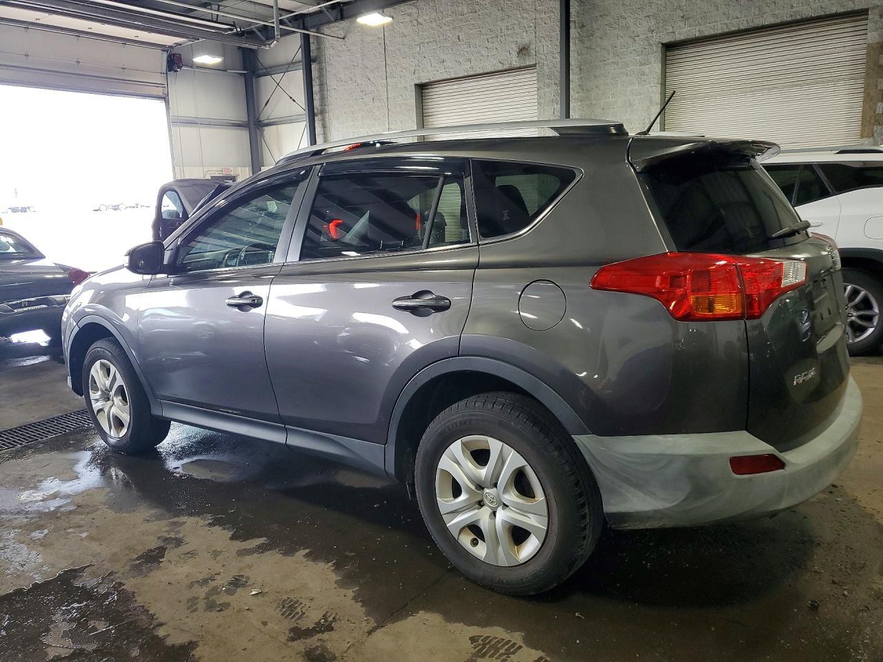 2013 Toyota Rav4 Le - Фото 2