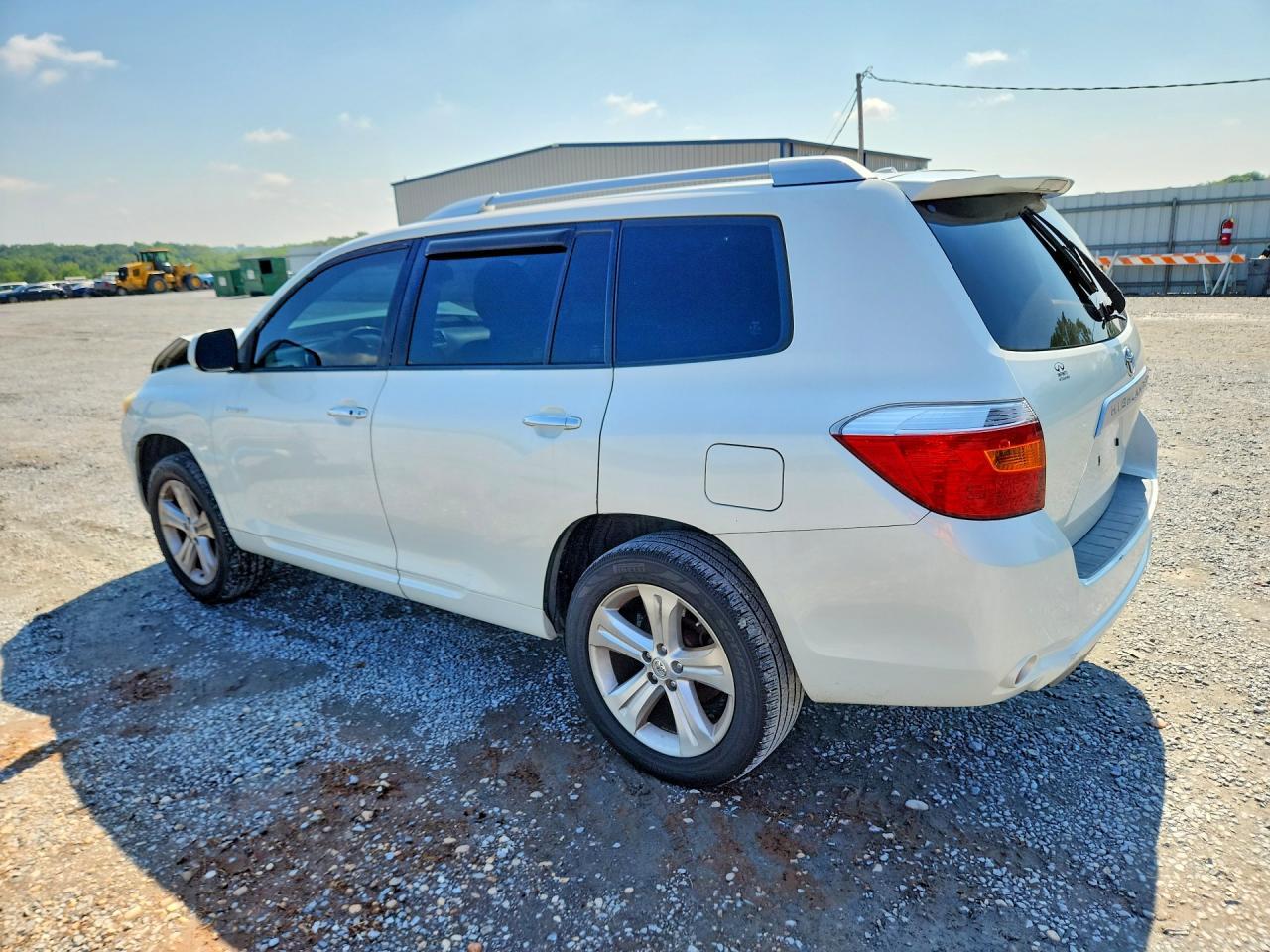 2010 Toyota Highlander - Фото 2