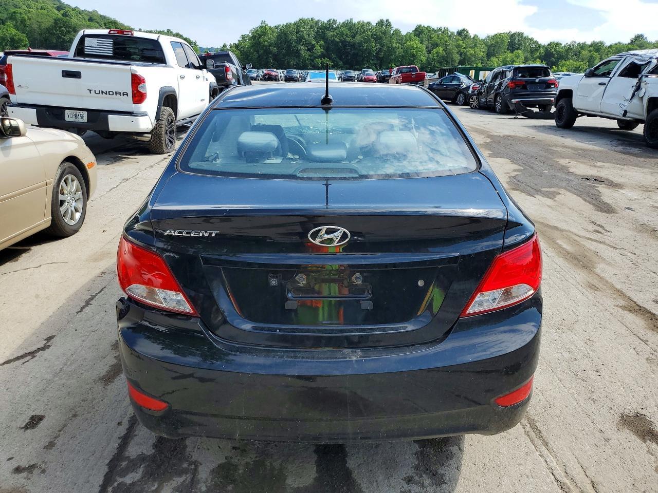 2017 Hyundai Accent Se - Image 6