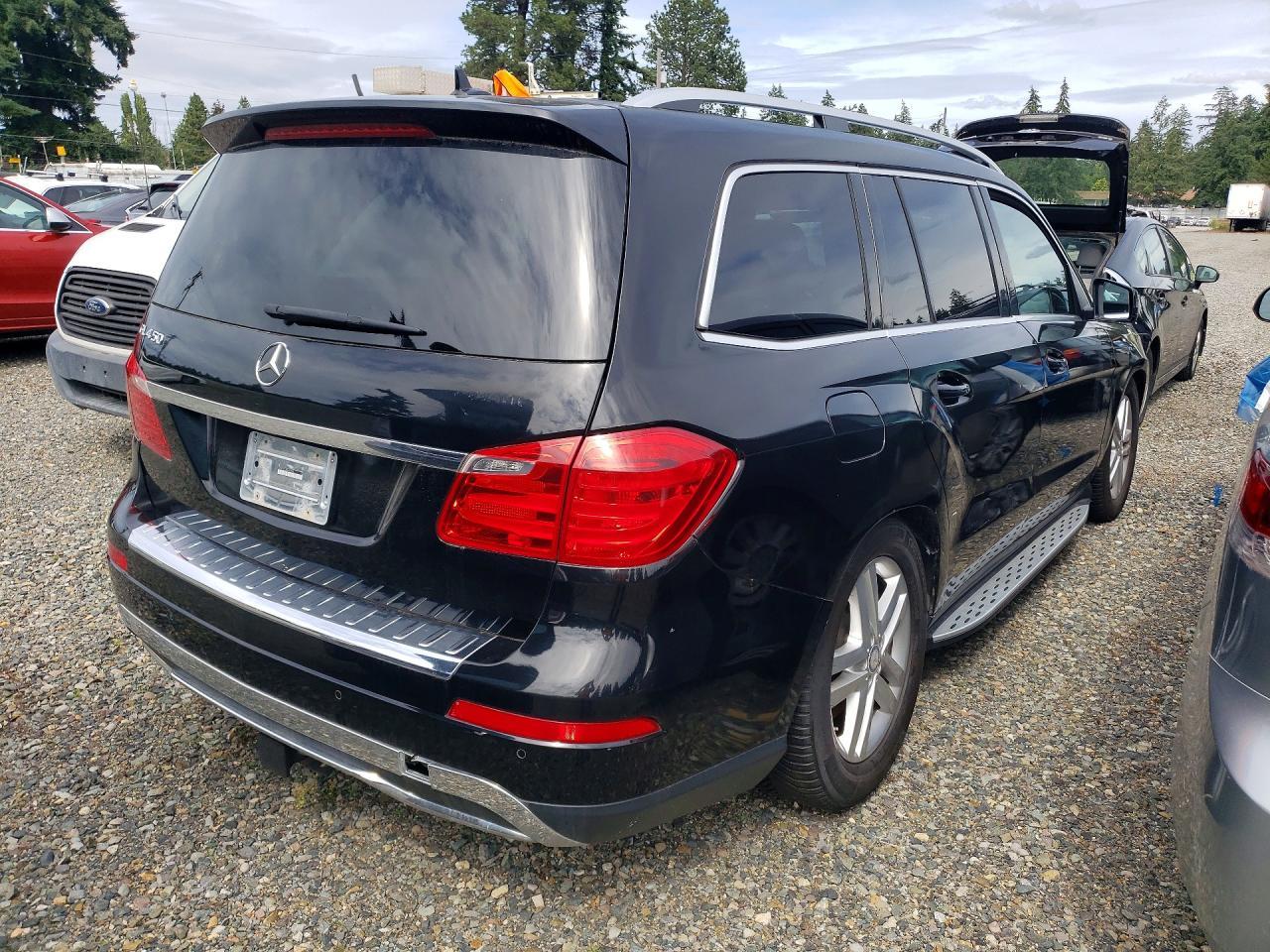 2014 Mercedes-Benz Gl 450 4Matic - Image 3