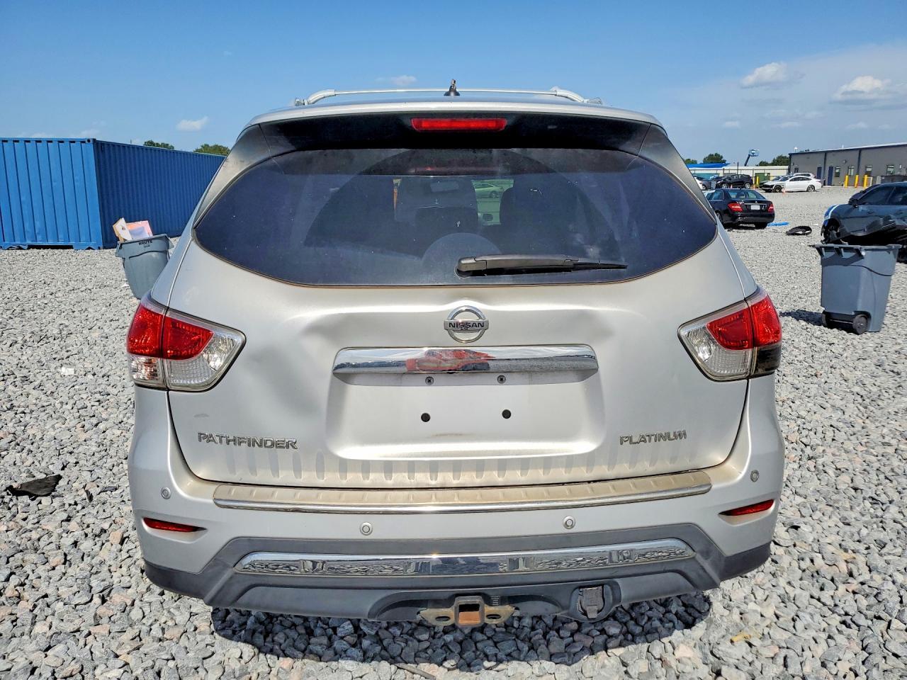 2013 Nissan Pathfinder S - Image 6