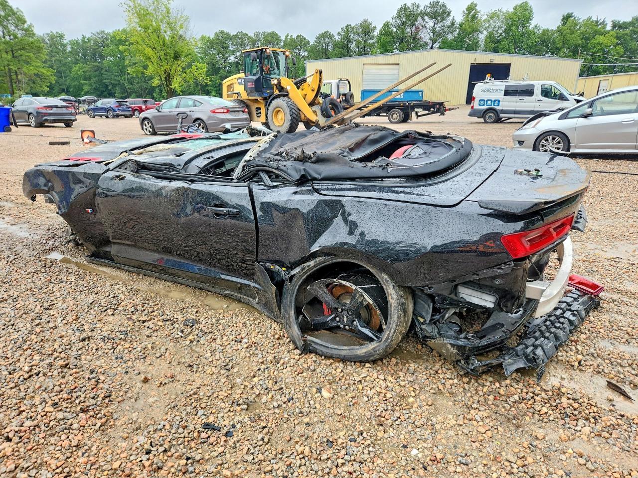 2017 Chevrolet Camaro Ss - Image 2