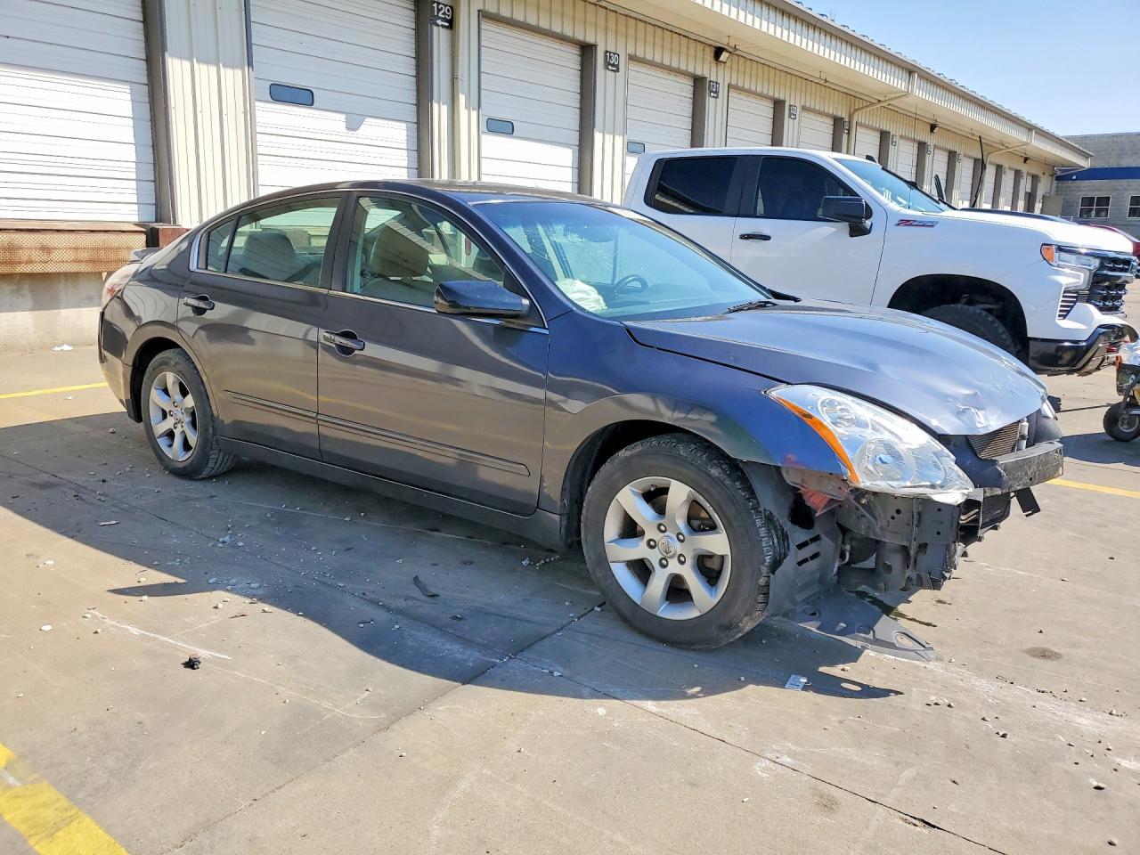 2012 Nissan Altima 2.5 - Image 4