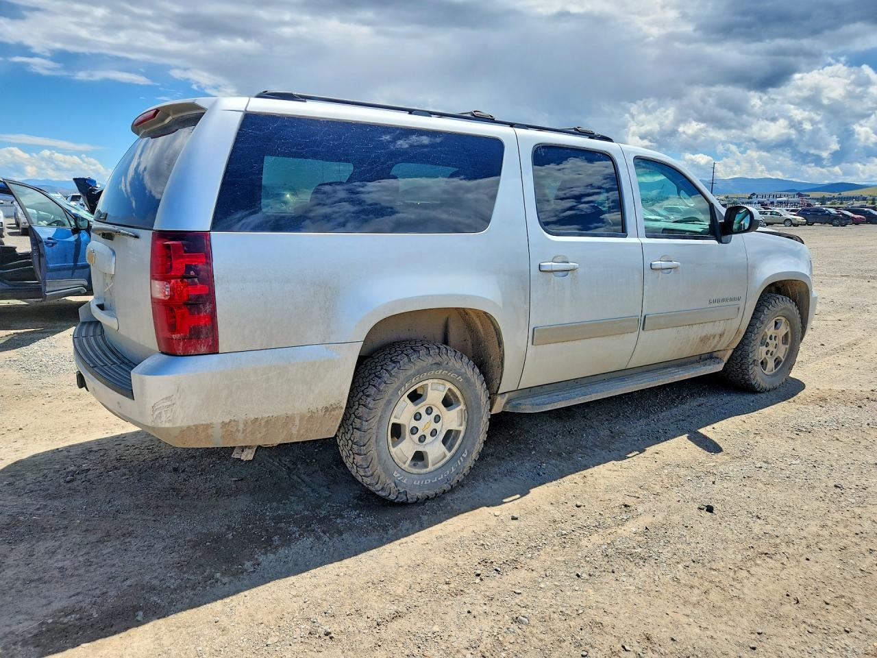 2013 Chevrolet Suburban K1500 Lt - Фото 3