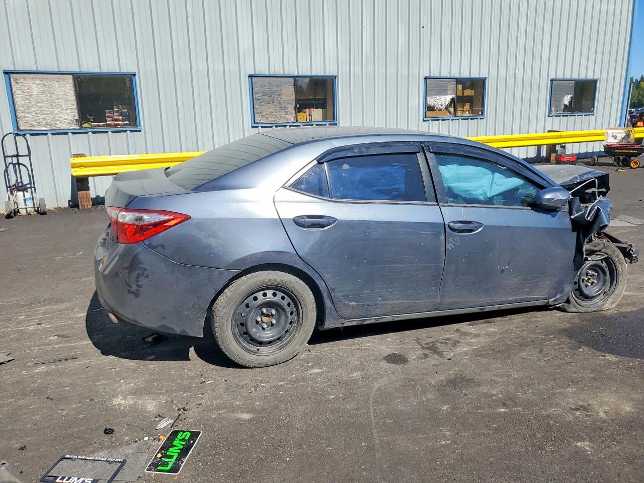 2014 Toyota Corolla Le - Image 3