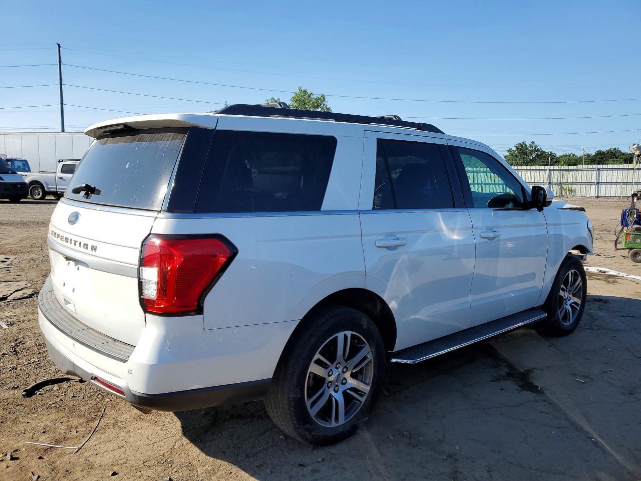 2022 Ford Expedition Xlt - Image 3