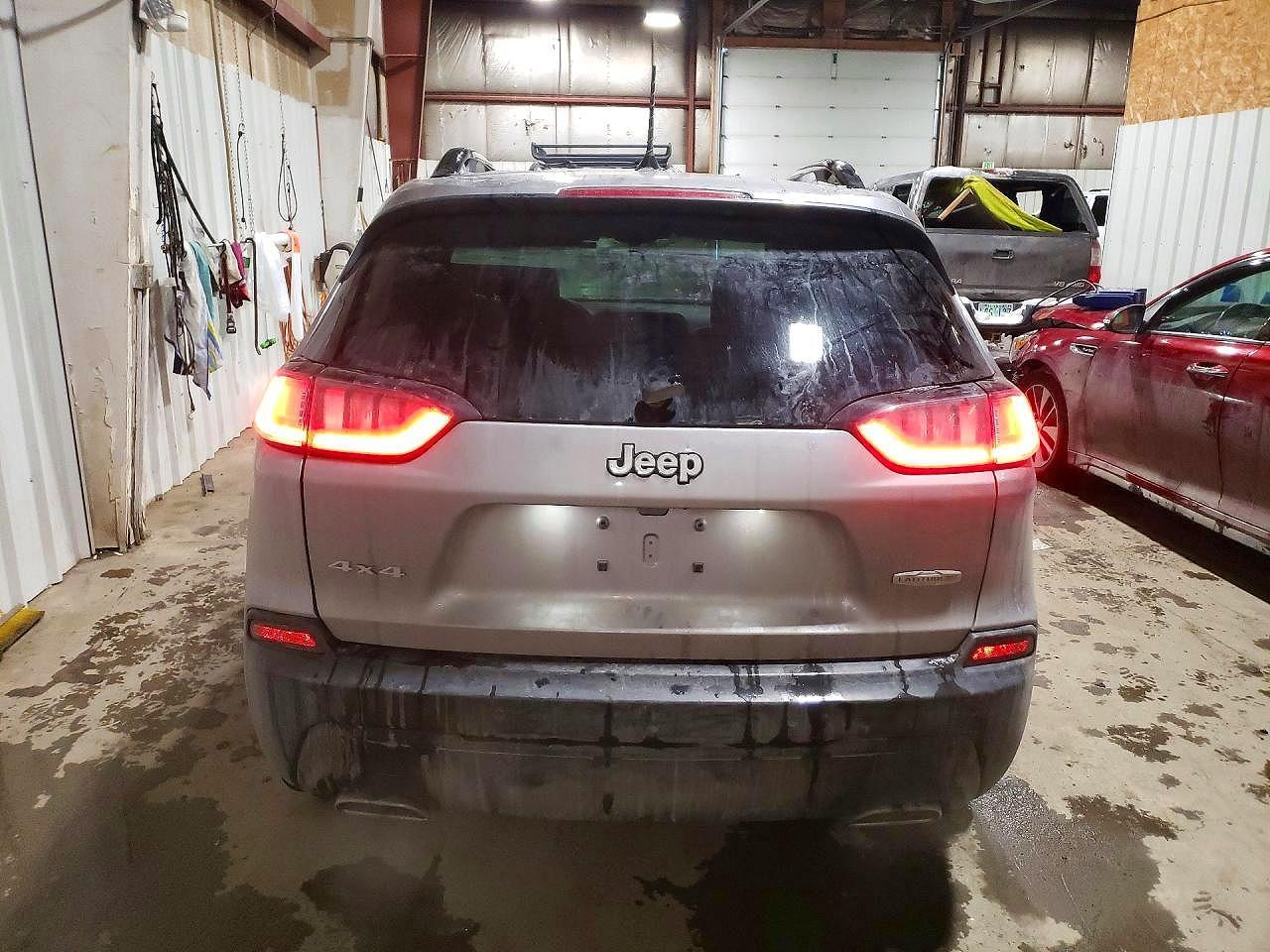 2022 Jeep Cherokee Latitude Lux - Image 6