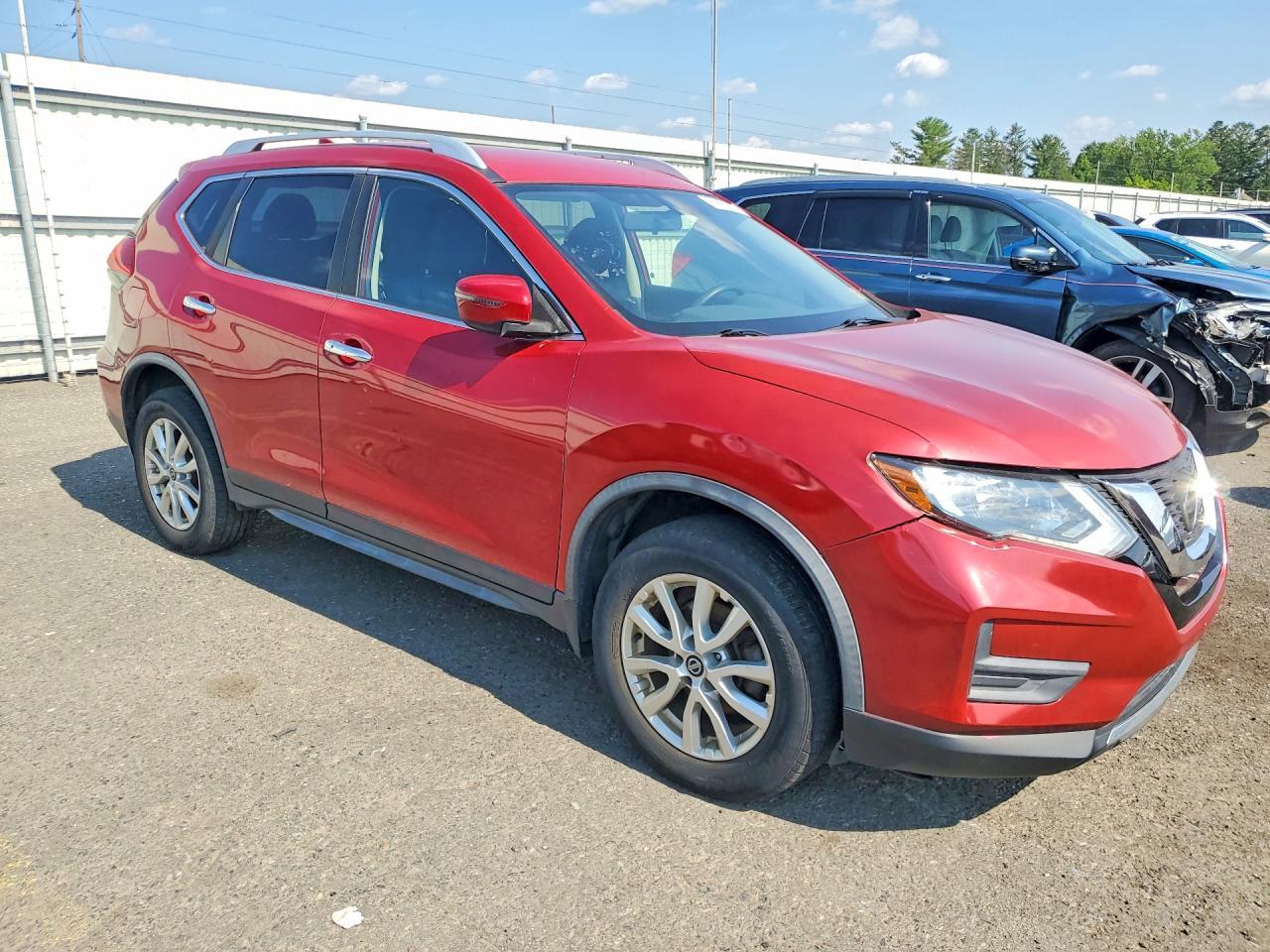 2017 Nissan Rogue S - Фото 4