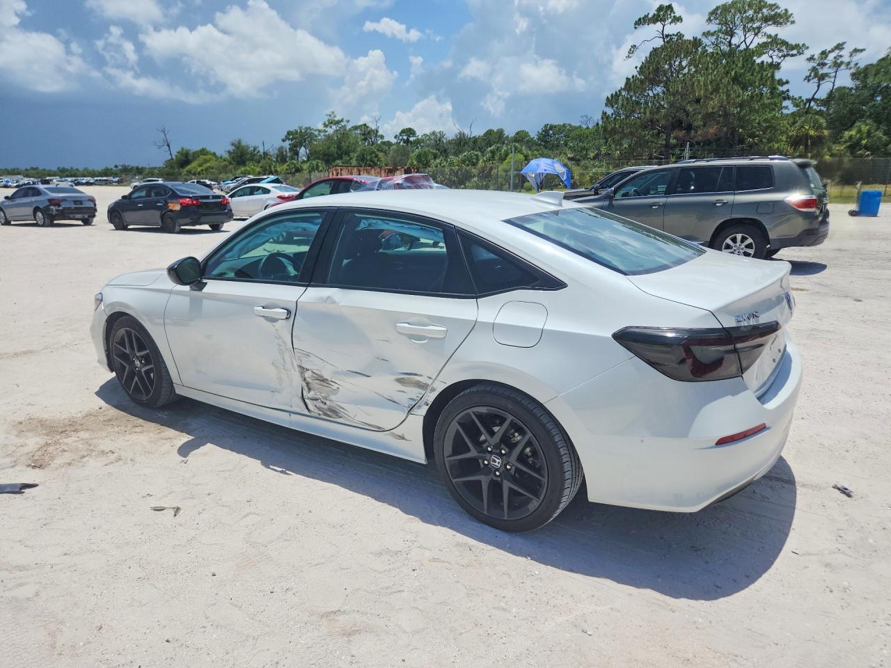 2025 Honda Civic Sport - Фото 2
