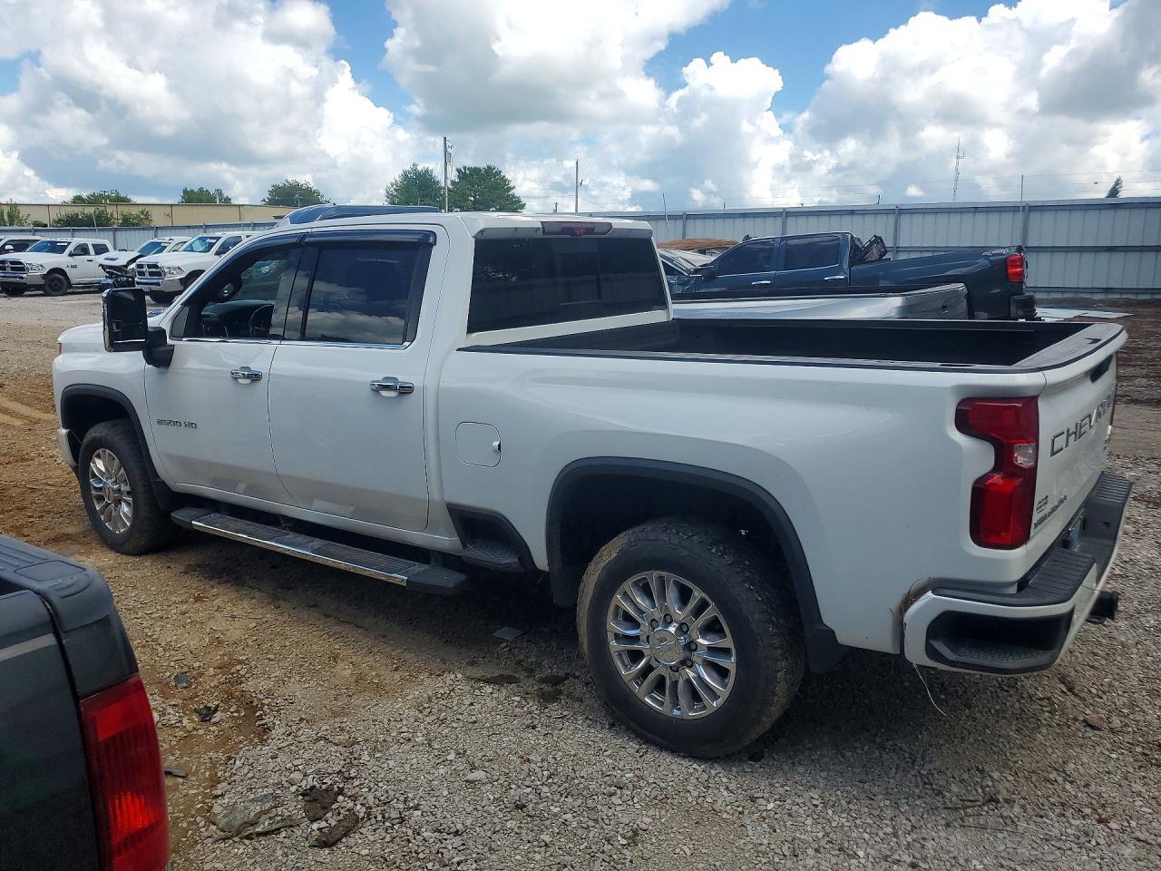2020 Chevrolet Silverado K2500 High Country - Фото 2