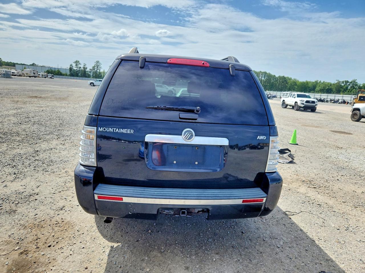 2006 Mercury Mountaineer Luxury - Фото 6