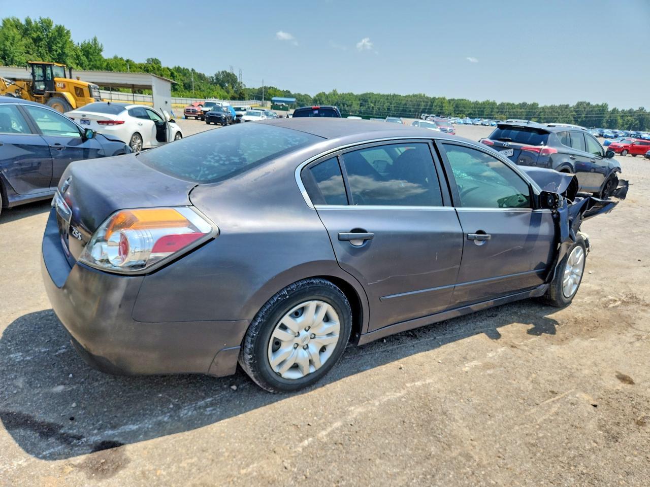 2012 Nissan Altima 2.5 - Image 3