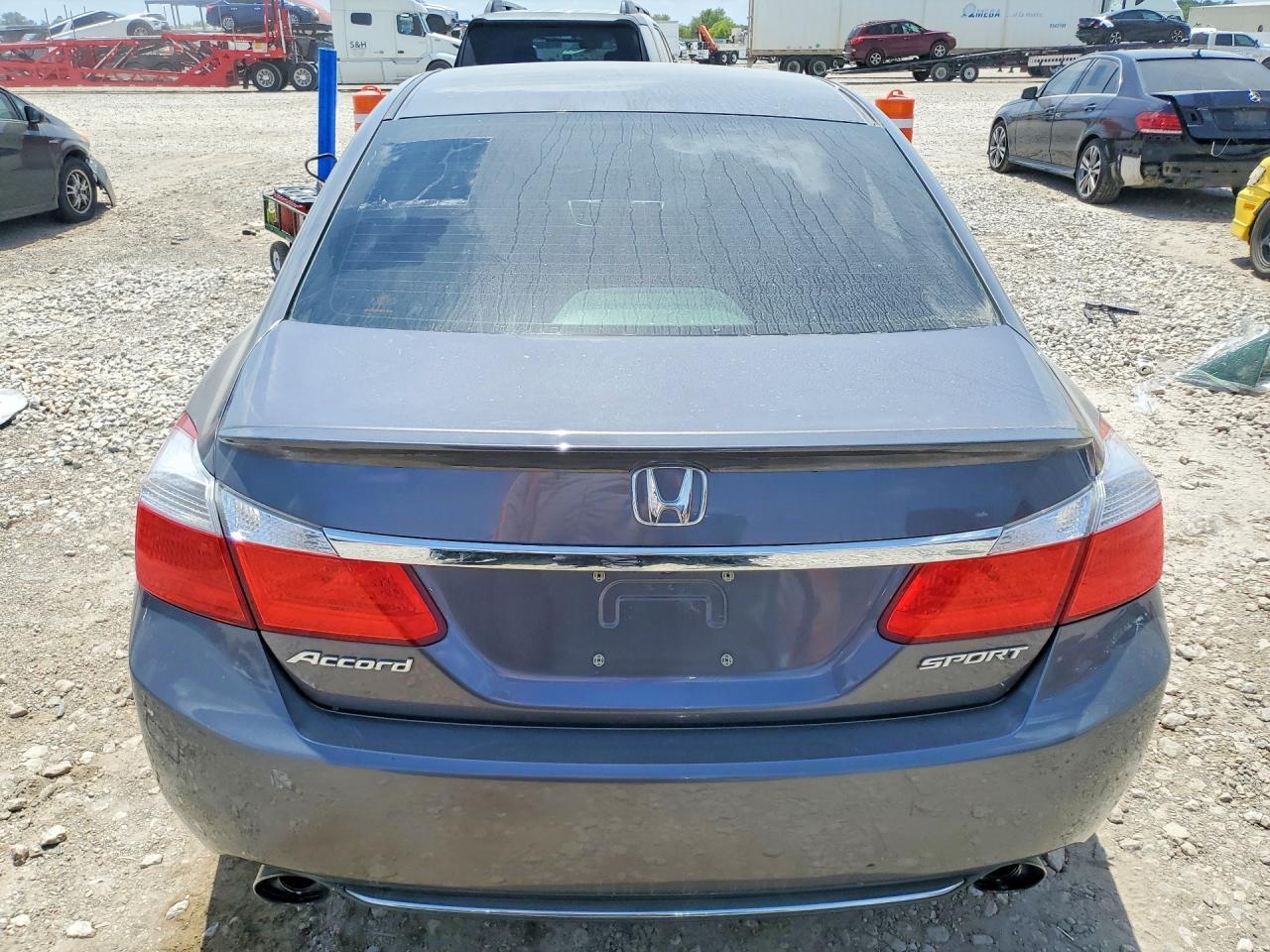 2014 Honda Accord Sport - Image 6