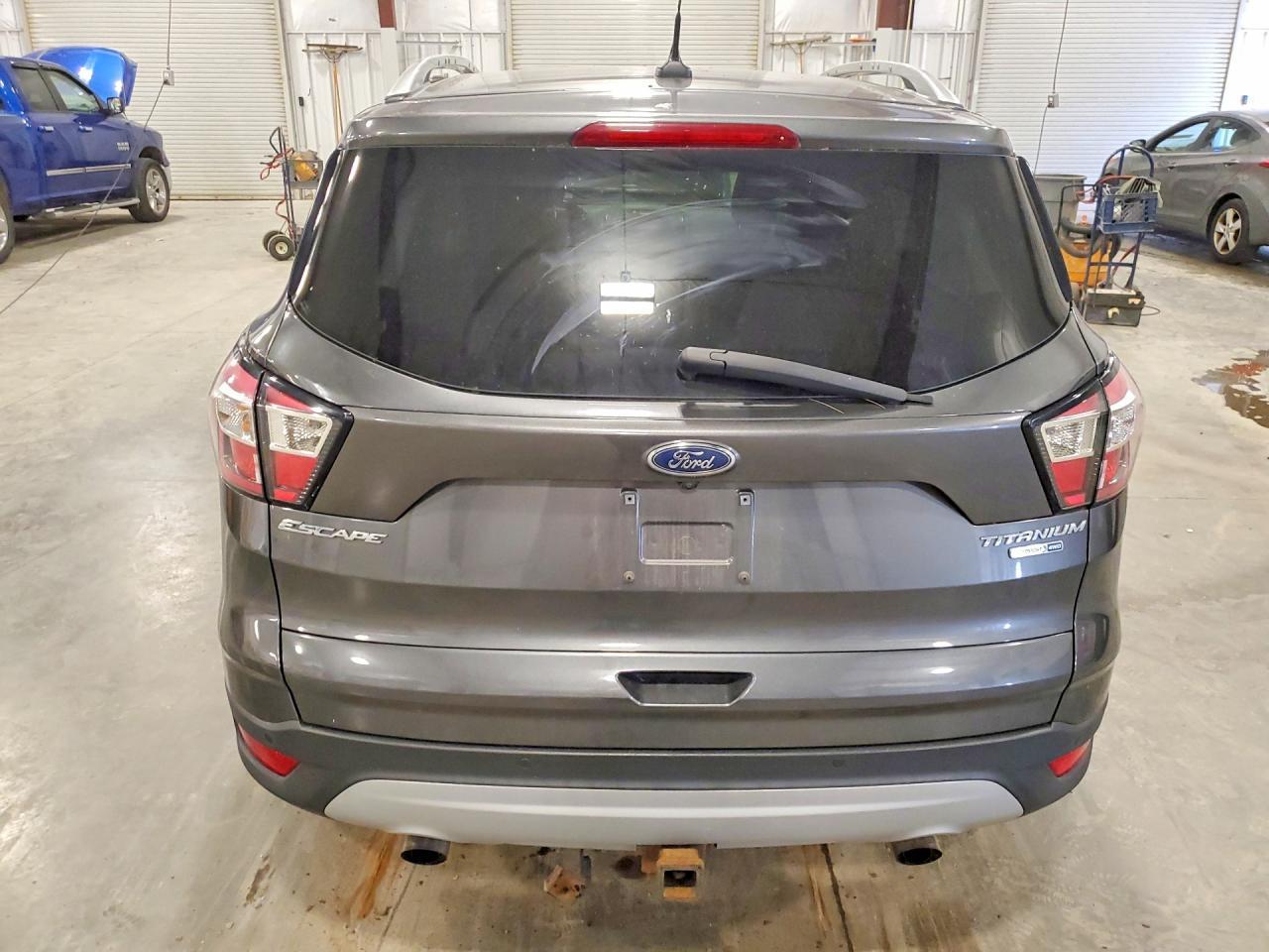 2018 Ford Escape Titanium - Фото 6