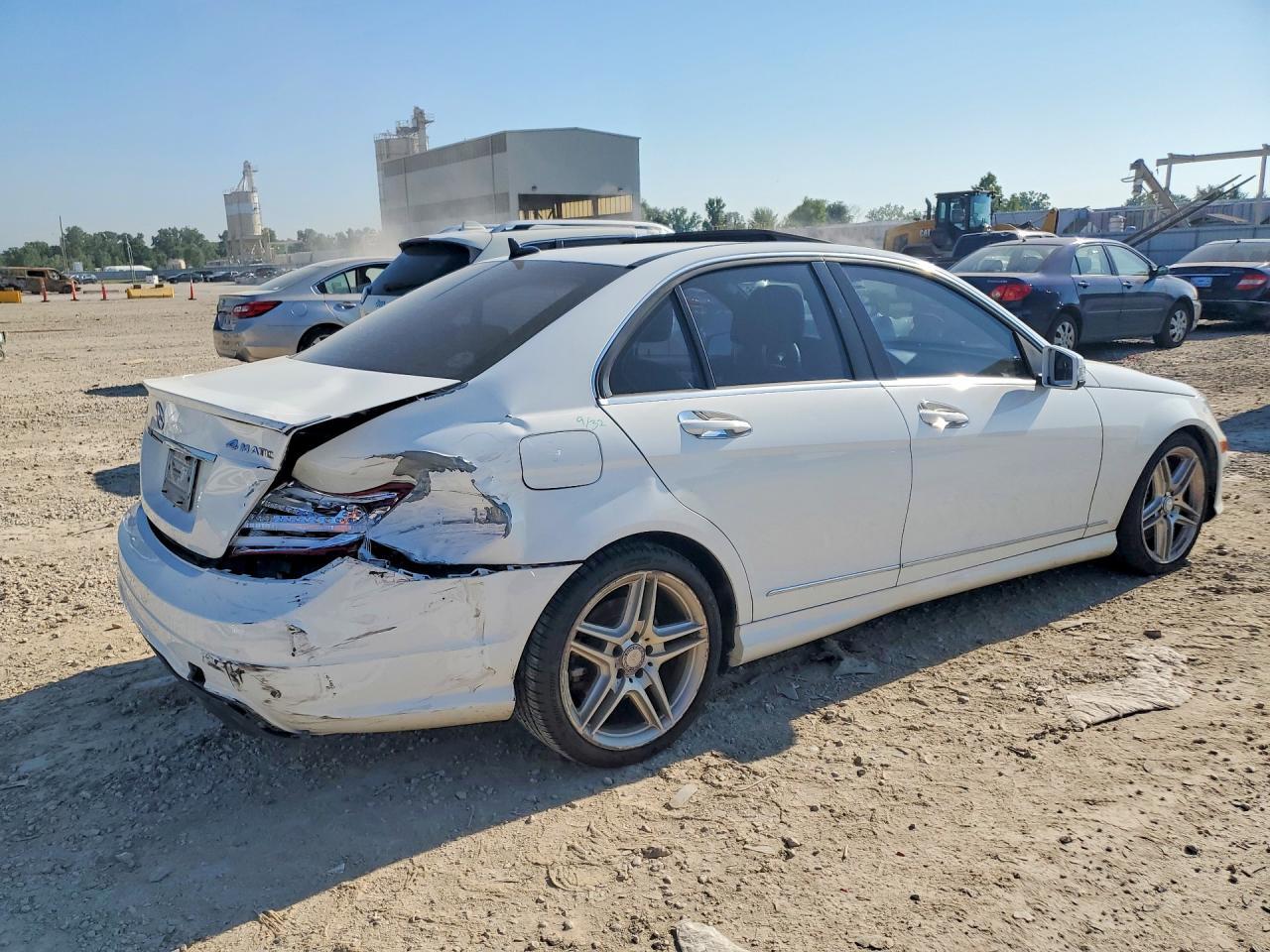 2014 Mercedes-Benz C 300 4Matic - Image 3