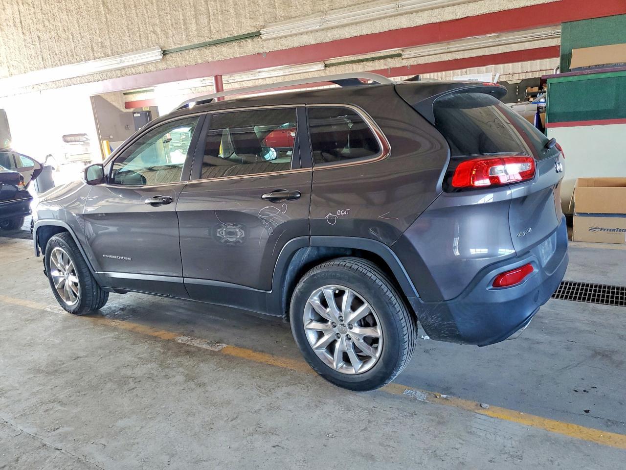2016 Jeep Cherokee Limited - Image 2