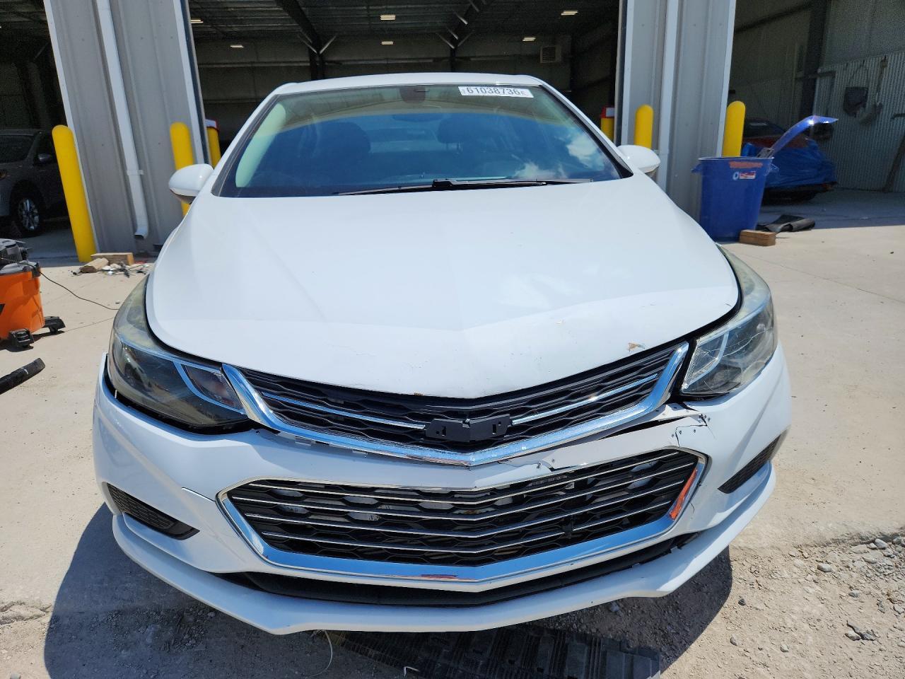 2017 Chev Cruze - Фото 5
