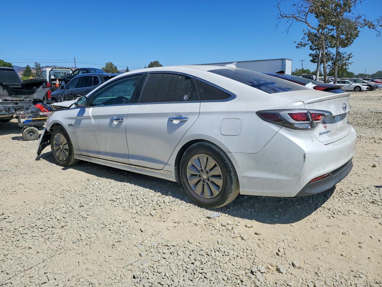 2016 Hyundai Sonata Hybrid Se - Image 2