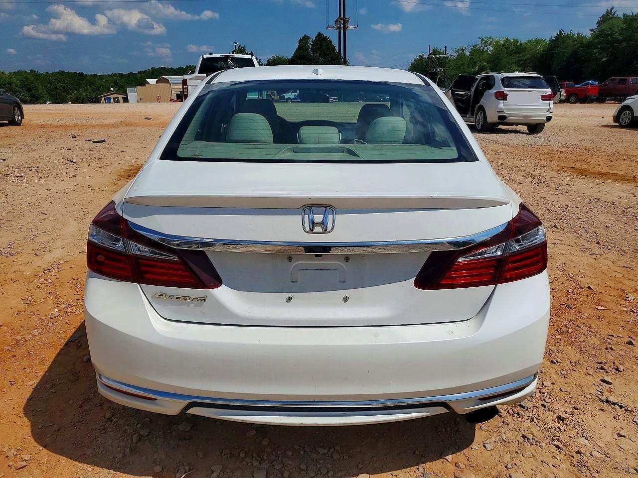 2016 Honda Accord Ex - Image 6