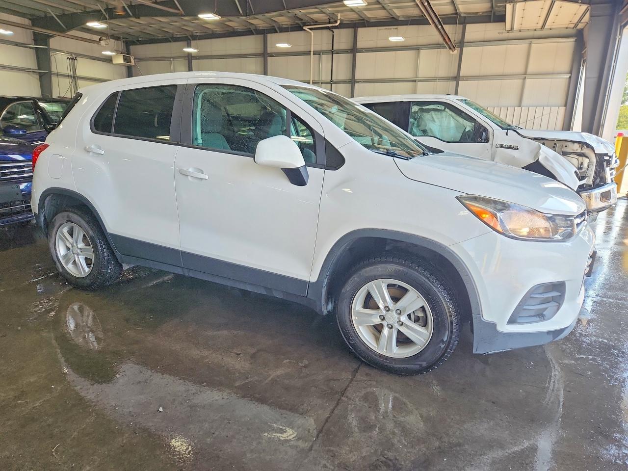 2017 Chevrolet Trax Ls - Фото 4