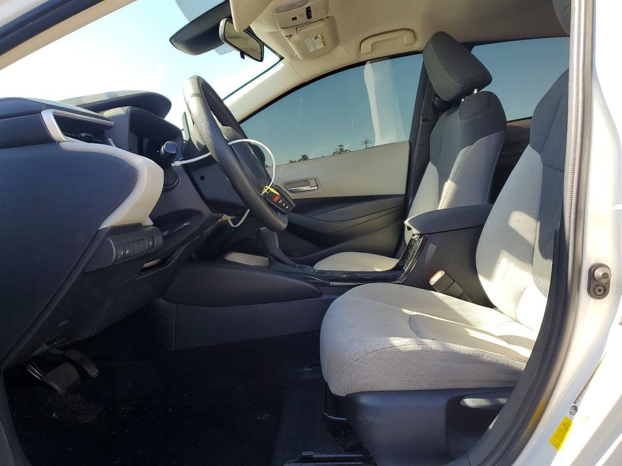 2020 Toyota Corolla Le - Image 7