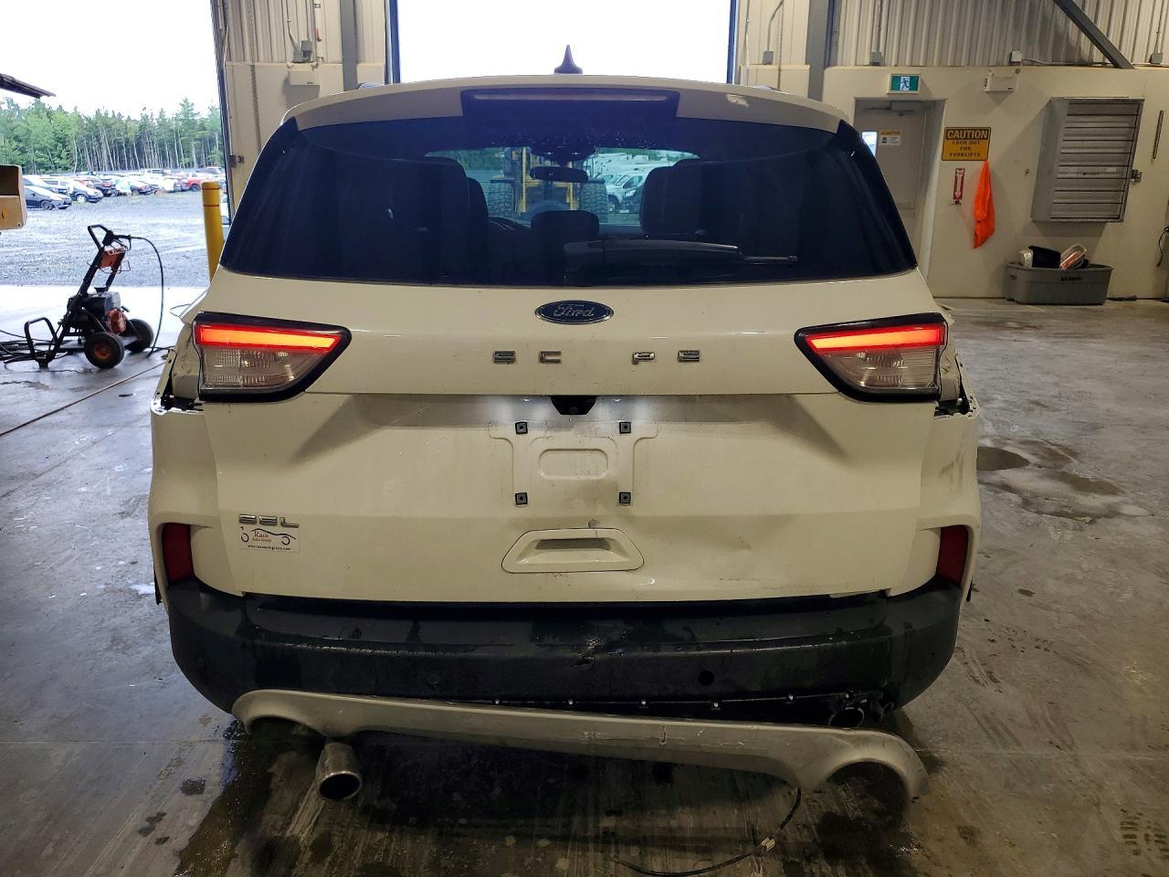 2020 Ford Escape Sel - Image 6