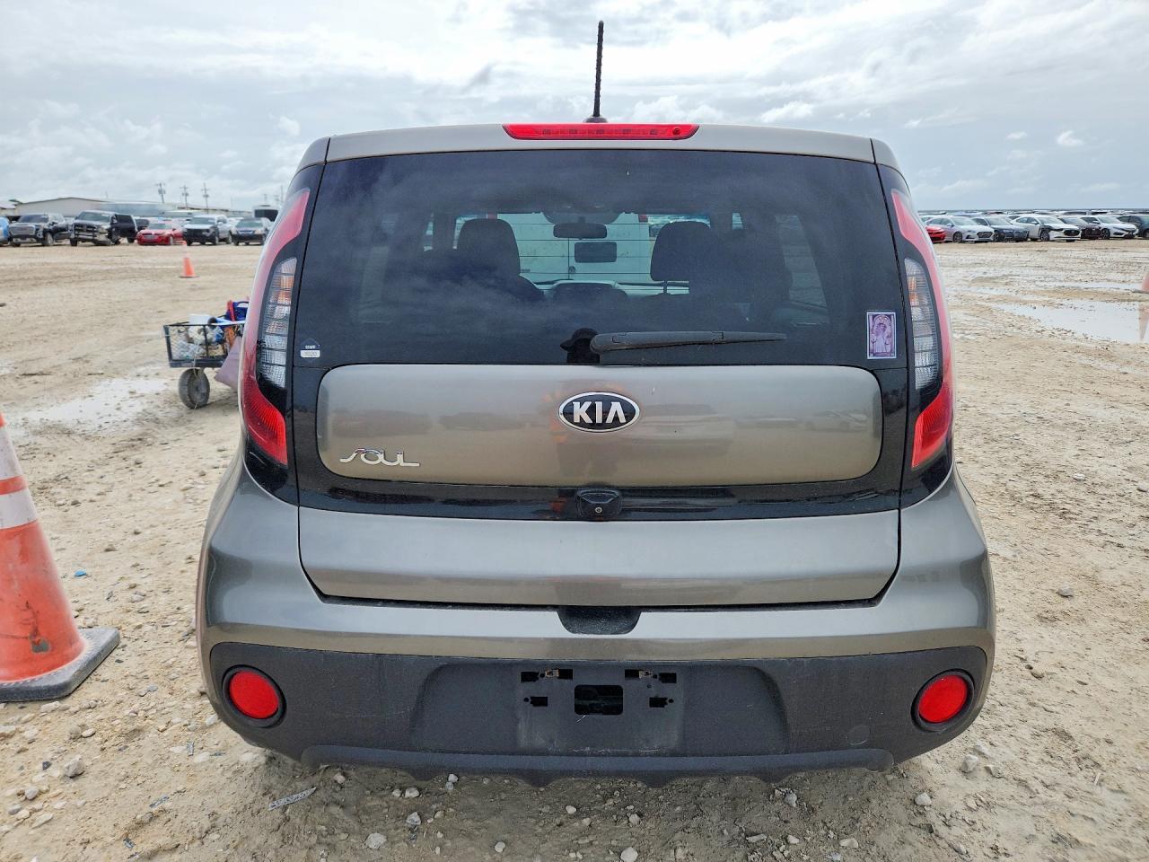 2017 Kia Soul Base - Фото 6