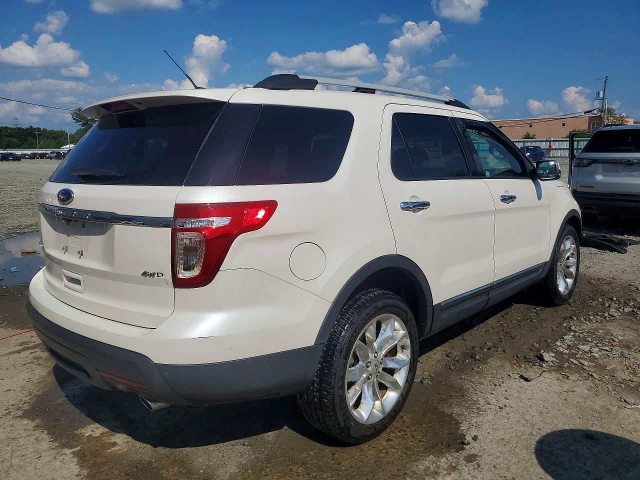 2015 Ford Explorer Limited - Фото 3