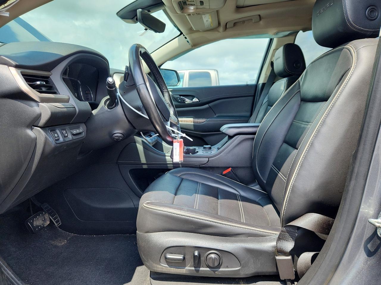2020 GMC Acadia Denali - Фото 7