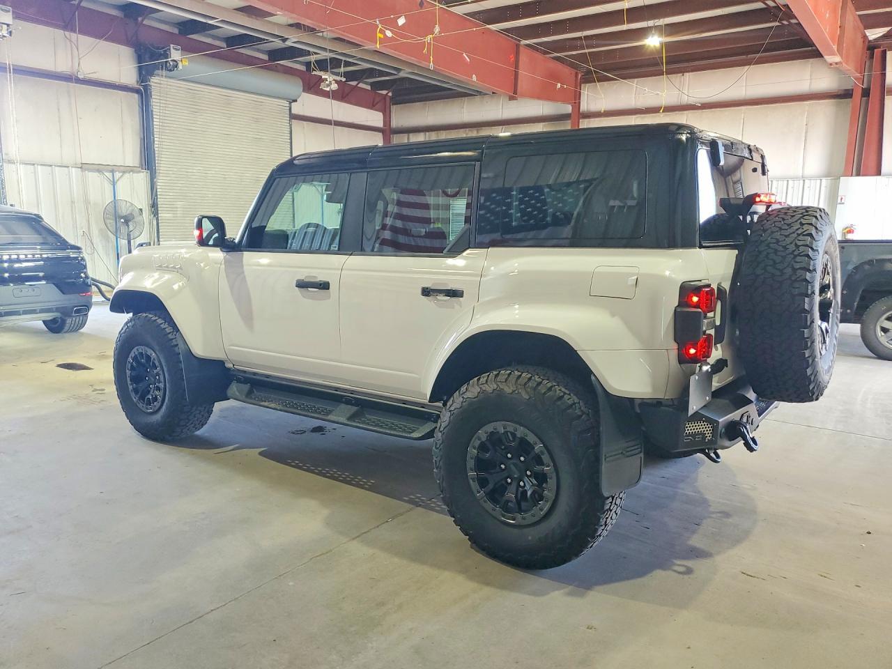 2024 Ford Bronco Raptor - Image 2