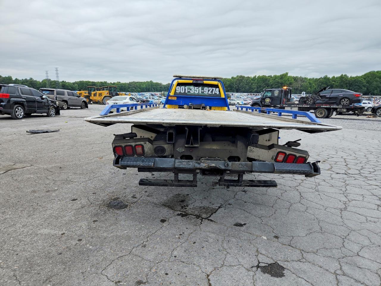 2019 Ram 5500 - Image 6
