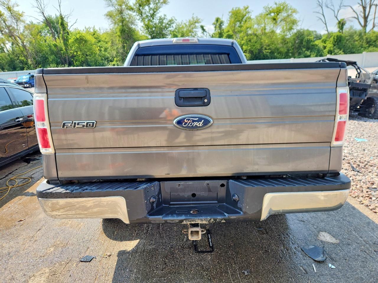2010 Ford F150 Super Cab - Фото 6