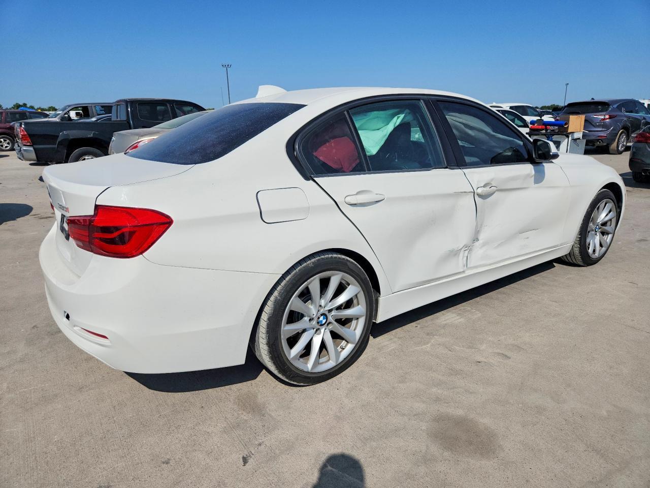 2018 BMW 320 I - Image 3