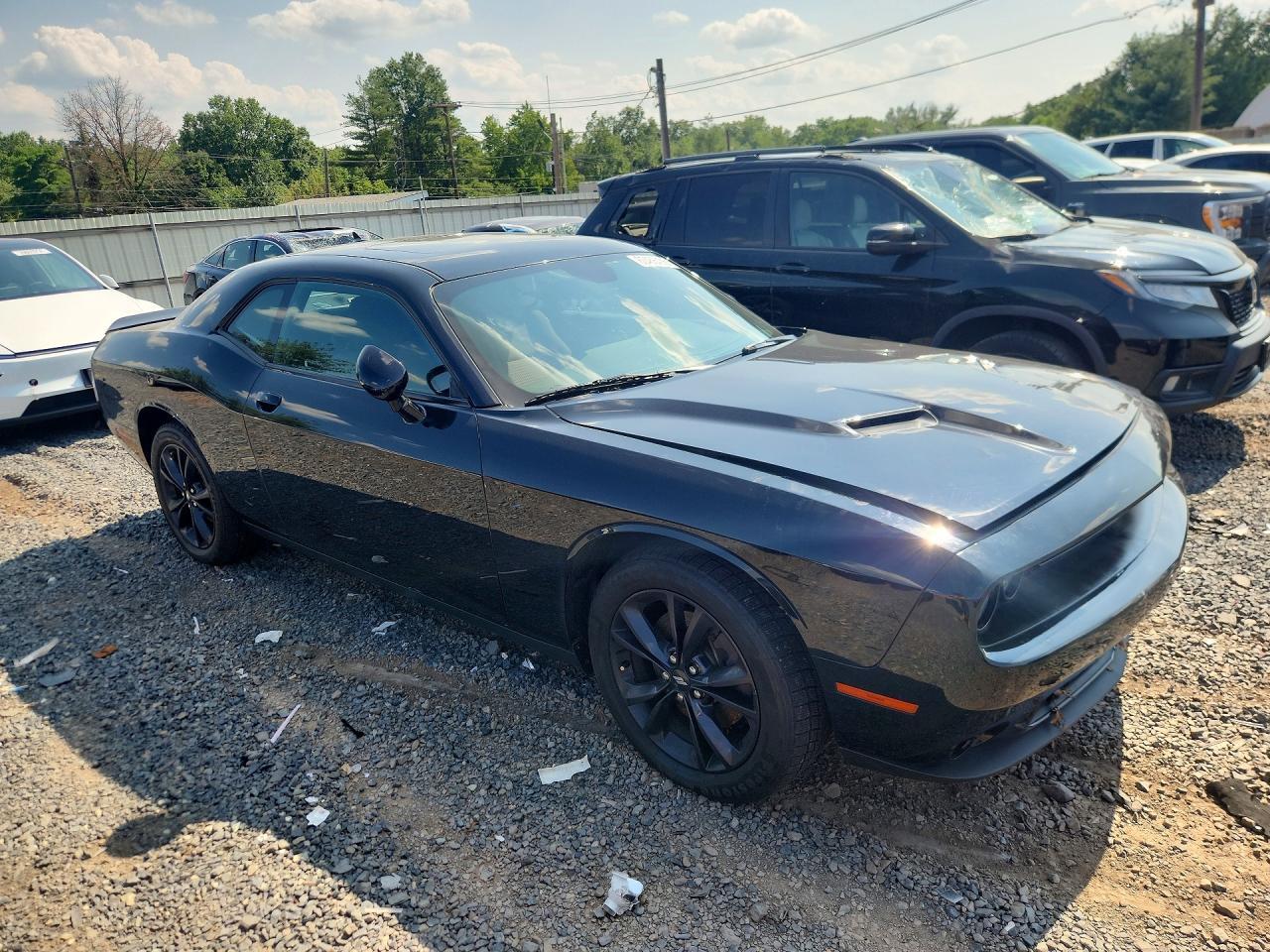 2020 Dodge Challenger Sxt - Image 4