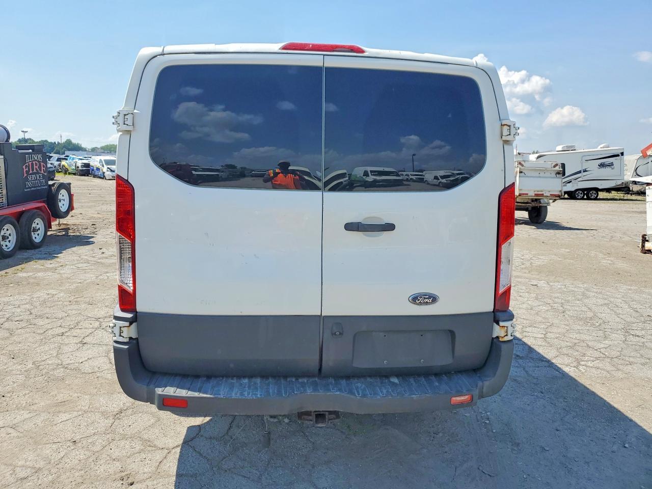 2016 Ford Transit T-250 - Фото 6