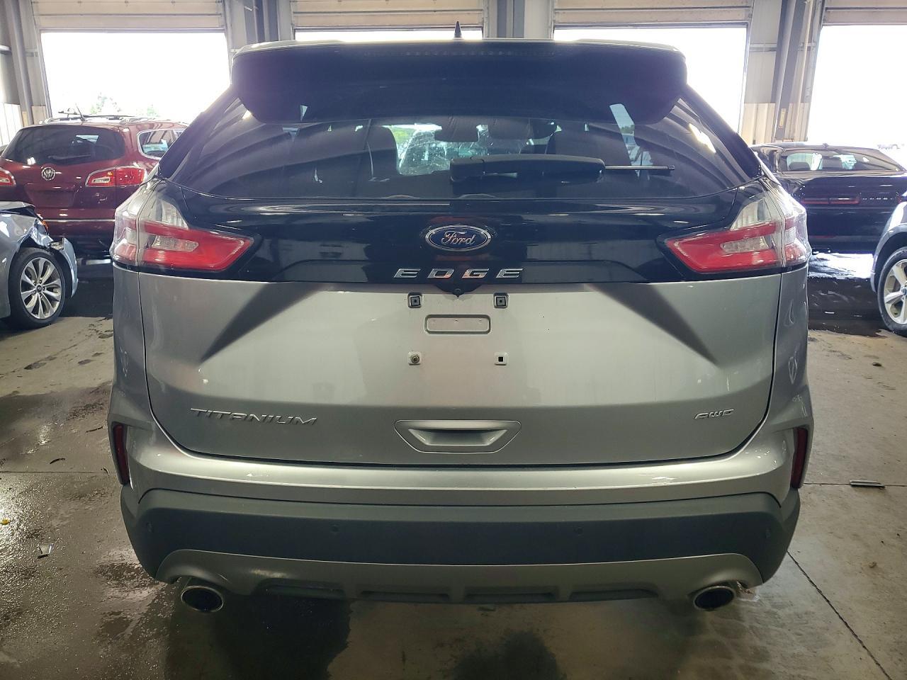 2023 Ford Edge Titanium - Фото 6