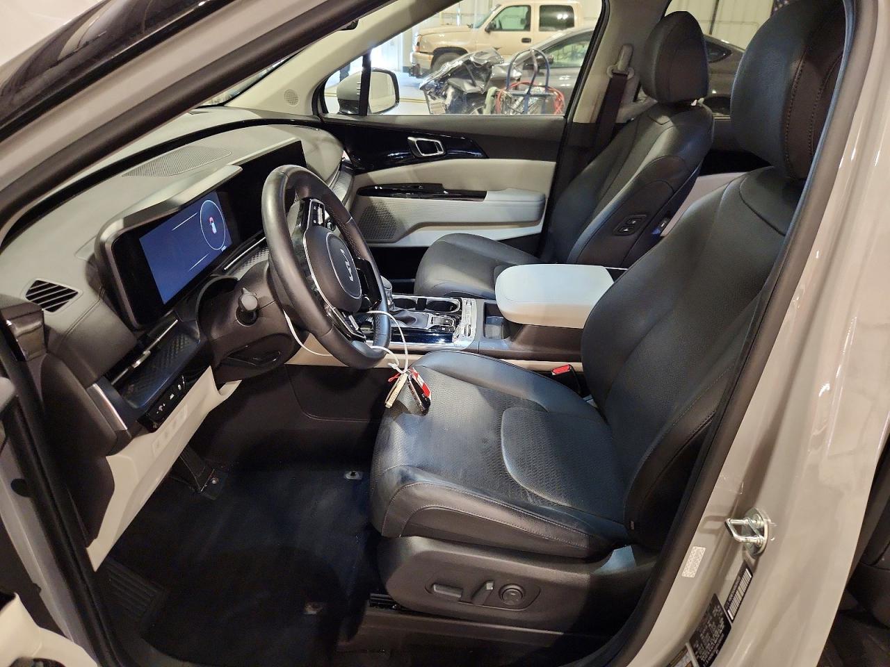 2024 Kia Carnival Sx Prestige - Фото 7