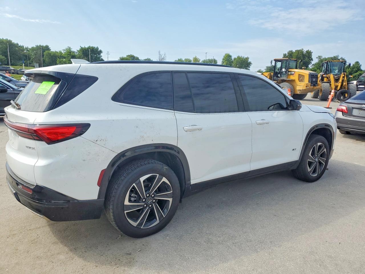 2025 Buick Enclave Sport Touring - Фото 3