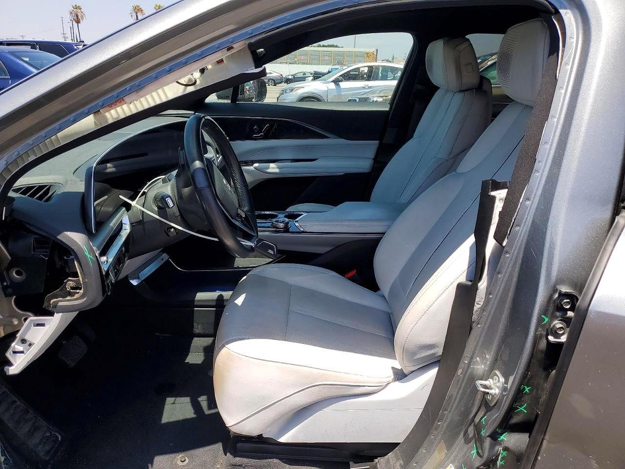 2024 Cadillac Lyriq Sport - Фото 7