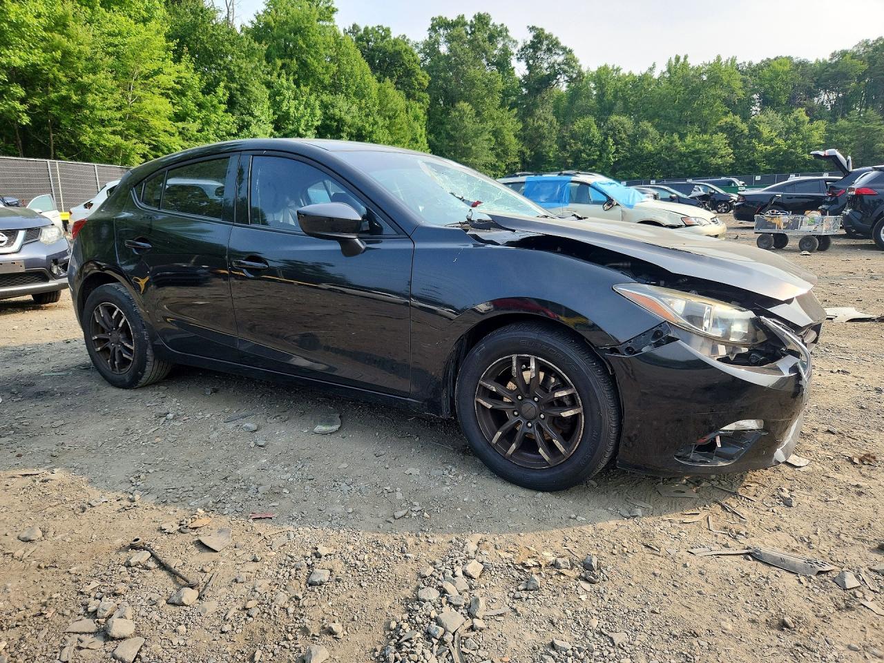 2014 Mazda 3 Sport - Image 4