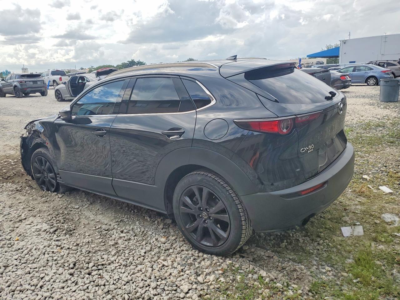 2022 Mazda Cx-30 Premium - Фото 2