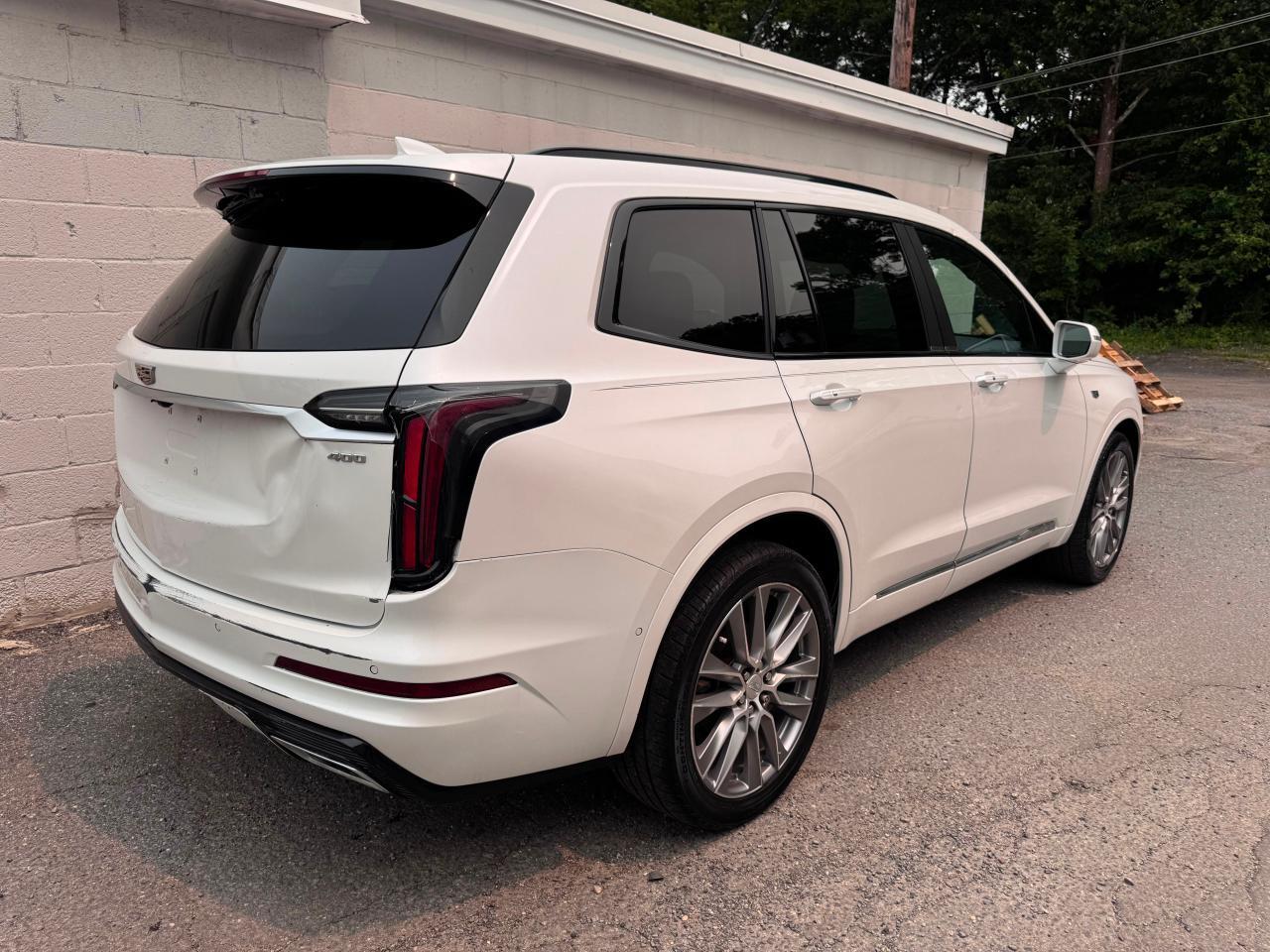 2020 Cadillac Xt6 Sport - Image 3