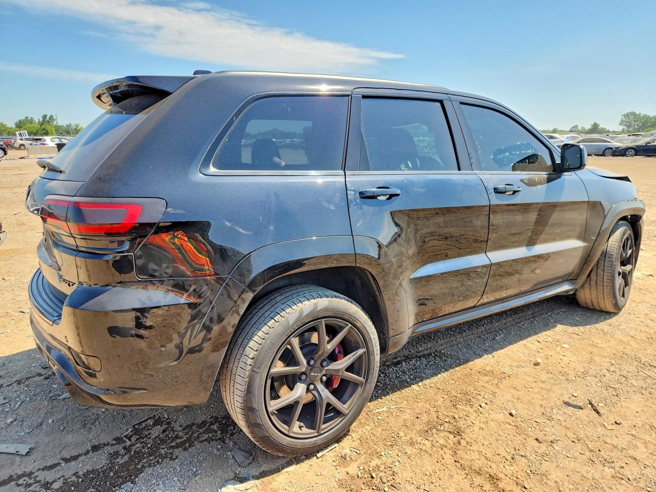 2018 Jeep Grand Cherokee Srt-8 - Image 3