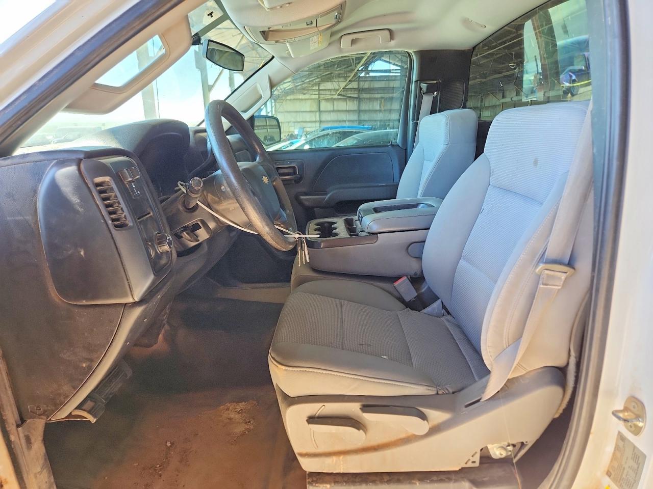 2015 Chevrolet Silverado C2500 Heavy Duty - Image 7